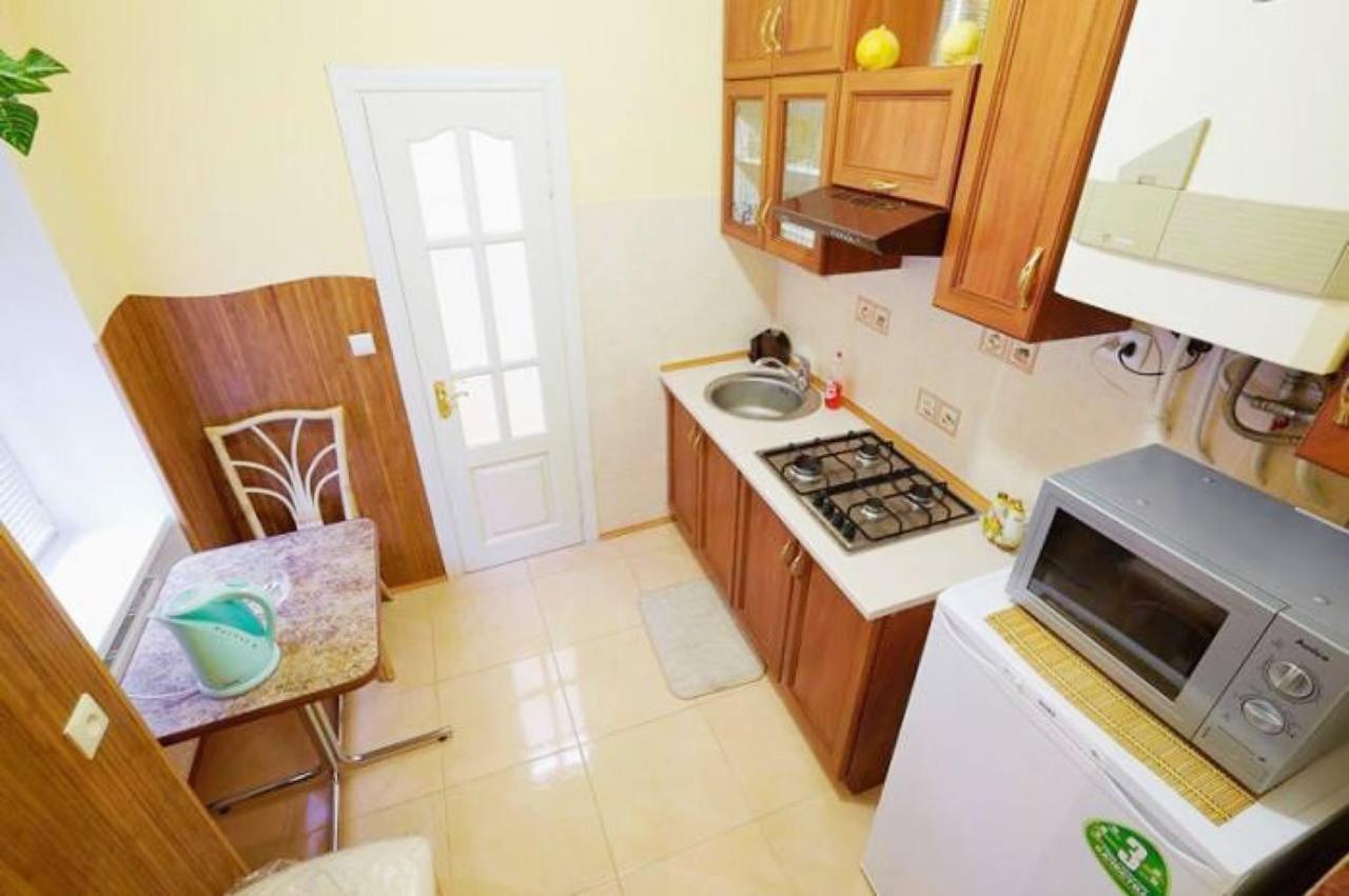 Apartment Veronica In Center Лвив Екстериор снимка